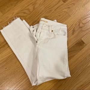Levi’s / White Wedgie Straight Jeans